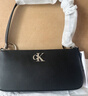 Calvin Klein时尚单肩包礼物链条包包金属字母旋扣翻盖CK女包斜挎马鞍包 YAF-牛乳白 OS 实拍图