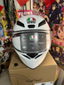 AGV K1S头盔K1摩托车机车全盔四季通用全覆式跑盔男女广角通风透气3C K1S-WHITE L（适合57-58头围） 实拍图
