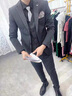 罗蒙（ROMON）轻熟风休闲大码西服套装男韩版修身两粒扣三件套通勤商务小西装潮 中灰色 【单西装】 XL (建议125-135斤内) 实拍图