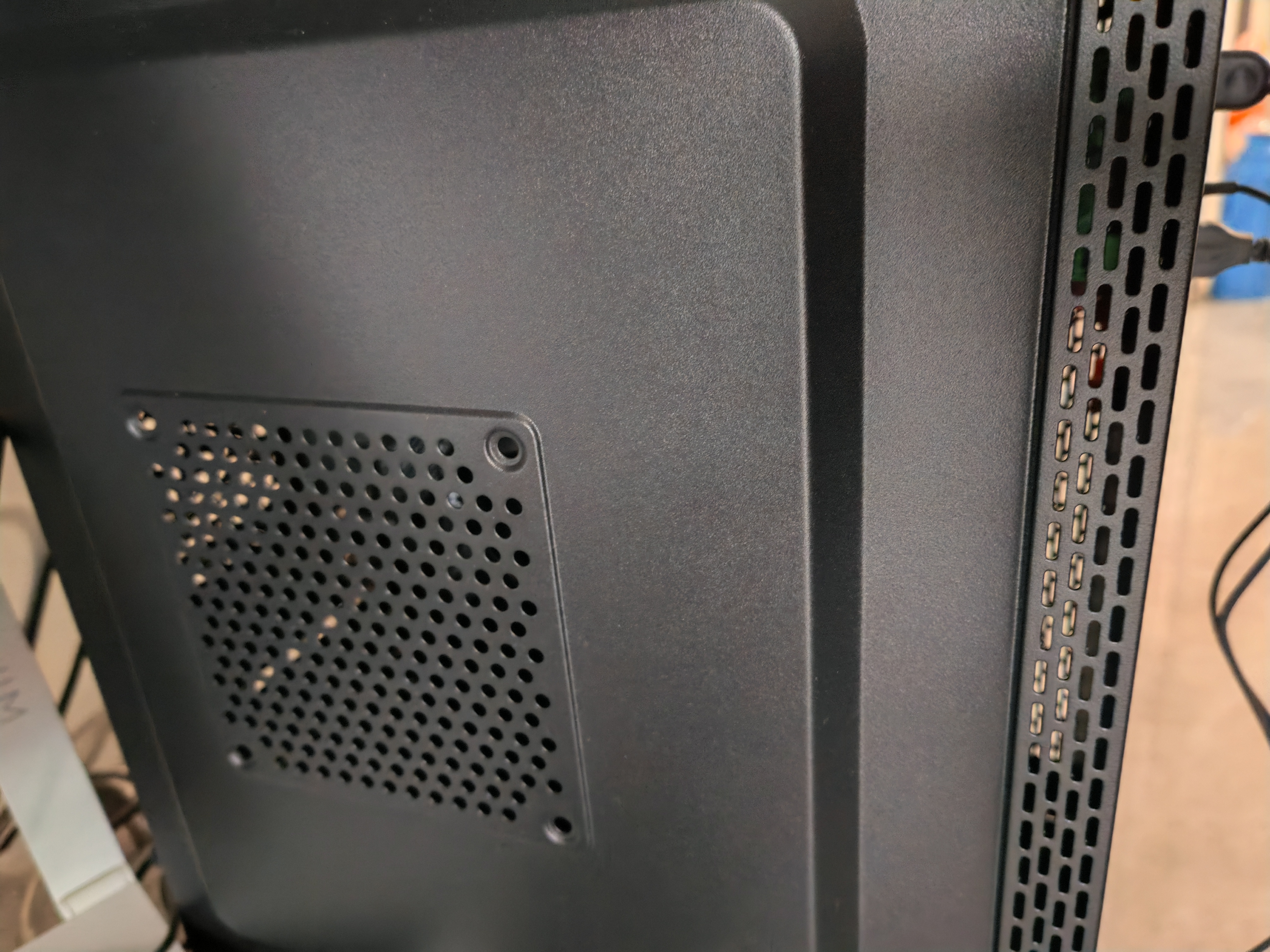 AMD锐龙 R5 5600GT/3050/5060 商用办公电脑主机 家用网课设计台式机 游戏DIY组装电脑 配置1:5600GT/16G/512G 实拍图