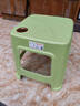 网红塑料凳子30.5cm客厅防滑凳餐桌凳简约可摞叠便携凳浴室凳 绿色【两种款式随机发】 （一个装） 实拍图