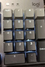 罗技（Logitech）K845机械键盘 有线键盘 办公电脑打字键盘  电竞游戏发光全尺寸个性化定制键帽 K845青轴+极昼透光键帽 实拍图