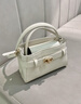 CHARLES&KEITH鳄鱼纹凯莉包手提斜挎婚包包女包生日礼物圣诞礼物CK2-50270880-1 Ivory象牙色 S 实拍图