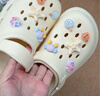 名创优品（MINISO）洞洞鞋男女夏季外穿凉鞋防滑厚底踩屎感包头凉拖鞋 白色+海洋星星 实拍图