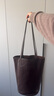裘真情人节礼物慵懒遇水桶包女腋下单肩包复古通勤包头层植鞣牛皮包包 咖啡色-中号 实拍图