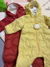巴拉巴拉童装婴儿连体衣轻薄羽绒服宝宝衣服2025冬装抱衣爬服男童女童萌趣 红色糖葫芦-白鸭绒 80 cm-充绒量41g 实拍图