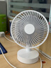 Hulker 大扇面桌面小风扇USB可充电台式办公室学生宿舍床头大风力便携电风扇 升级七叶羽静音风扇 6寸插电款 实拍图