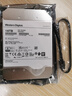 西部数据（WD） 企业级NAS网络存储服务器机械硬盘 CMR垂直式 SATA3.0 16TB 氦气｜WUH722016CLE6L4 实拍图