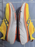 Saucony索康尼向导17稳定支撑跑鞋男缓震保护跑步鞋训练运动鞋 黄桔 42.5 实拍图