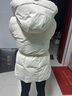 波司登（BOSIDENG）25新款羽绒服女90鹅绒短款商务通勤静奢风收腰保暖外套商场同款 【趋势推荐】珠贝米白8H35 M 165/88A 体重约110-120斤 实拍图