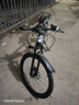 EG7山地自行车成人学生变速越野单车双减震赛车26寸青少年男女 辐条【升级减震 超强承重】黑白 26寸21速【适合：160-180CM】 实拍图