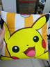 抱枕靠垫 办公室腰枕床头靠枕汽车腰靠卡通风可拆洗抱枕可机洗 皮卡丘 36cm*36cm 含枕芯 （单支装） 实拍图