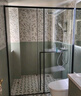 东鹏淋浴房一字型浴室隔断淋浴隔断卫生间干湿分离玻璃推拉移门浴屏 1.5-1.59m/高2m 极窄带缓冲 极速发货 枪灰/雅黑/亮银可选 实拍图