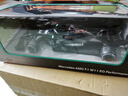 星辉（Rastar）RASTAR/星辉 奔驰AMG F1 W11遥控车汉密尔顿1:18方程式赛车模型 1：18 奔驰遥控赛车*1+遥控器*1 实拍图