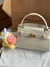 CHARLES&KEITH鳄鱼纹凯莉包手提斜挎婚包包女包生日礼物圣诞礼物CK2-50270880-1 Ivory象牙色 S 实拍图