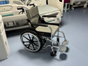怡辉（YIHUI）轮椅轻便折叠瘫痪老人专用出行可洗澡大小便多功能便携式手动推车 实拍图