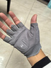 Keep 健身手套男女立体掌垫版 哑铃器械护腕力量训练耐磨防滑 碳灰L 实拍图