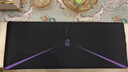 灵蛇（LINGSHE)鼠标垫800*300*3超大号加厚办公游戏鼠标垫学生电脑桌垫 精密锁边 G-34 镭射紫色礼盒装 实拍图