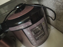 美的（Midea） 电压力锅电高压锅家用大容量多功能定时预约高压电饭煲电饭锅 可煮小米粥2-3-5-8人用 推荐款【6L大容量 双胆】（5-12人） 6L 实拍图