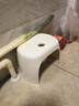 懒角落加厚防滑塑料凳子可叠加家用浴室防滑凳简易垫脚小矮凳 米白色 实拍图