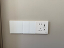 施耐德电气 五孔带USB+type-C 电源充电插座面板 86型暗装插座 皓呈奶油白色 实拍图