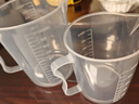 量杯带刻度厨房用食品级塑料商用大量杯1000ml耐高温奶茶店专用 【加厚】带手柄500ml+1000ml各1 实拍图