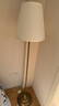 宜家（IKEA）ARSTID奥思迪复古经典台灯卧室灯装饰床头灯 黄铜/白色落地灯(不可调光)+E27灯泡806流明 实拍图
