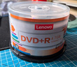 联想（Lenovo）DVD-R 光盘/刻录盘 16速4.7GB 办公系列 桶装50片 空白光盘 实拍图