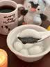 广州酒家元宵汤圆黑芝麻/大黄米花生小圆子 生鲜速冻即食半成品早餐方便 （活动款）黑芝麻汤圆200g 实拍图