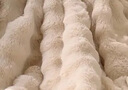 雅鹿仿兔毛绒毛毯A类冬季保暖加厚办公室午睡毯法兰绒沙发毯被子单人 兔毛条纹-卡其【加厚保暖】 150*200cm【单毛毯】 实拍图