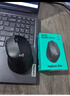 罗技（Logitech）M330 静音鼠标 无线鼠标 办公鼠标 右手鼠标 带无线微型接收器 白色 实拍图