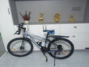 金武端自行车成人山地车公路赛车单车骑行变速超轻越野中学生初中青少年 顶配版-辐条轮-黑蓝色 26寸21速 实拍图