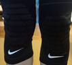 耐克（NIKE）运动护膝爬登山户外徒跑步篮球膝盖绑带N1000669031XL两只装 实拍图