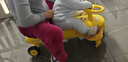babycare诺亚扭扭车防侧翻儿童溜溜车摇摇车宝宝滑行玩具车3-6岁 急速黄 实拍图