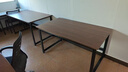 馨美凯电脑桌台式家用简易书桌办公桌简约现代工作台租房卧室学习写字桌 【单桌1.6cm厚桌面】黑架+深胡桃 长140cm*宽80cm*高74cm 实拍图
