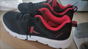 特步男鞋跑步鞋新款冬季厚底旅游透气轻便皮网面休闲运动鞋慢跑鞋子男 黑红-(网面) 40 实拍图