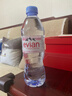 依云（evian）天然矿泉水 法国原装进口饮用水 瓶装水 【塑料瓶】500mL*24瓶英文版 实拍图
