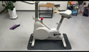 英尔健家用动感单车智能磁控静音运动减肥健身器材室内脚踏车健身单车 [进阶款]物理阻力/蓝牙对战/踏频监测/14斤全包飞轮组 实拍图