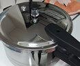 苏泊尔（SUPOR）304不锈钢4.0L压力锅20cm【1-2人适用】快煮防爆高压锅电磁炉通用 实拍图