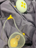 美德乐（Medela） 吸奶器电动双边吸乳器便携式无痛按摩丝韵翼智能版免手扶吸奶器 实拍图