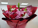 花艺湾鲜花同城配送玫瑰百合花束表白送女友老婆闺蜜生日礼物全国花店 19朵红玫瑰6朵粉百合花束 全国同城配送 留言送花日期 实拍图