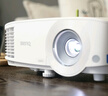 明基（BenQ）E545 高亮智能投影仪 投影仪办公 （4000流明 手机ipad投屏 U盘直读 支持侧投 E540升级款） 实拍图