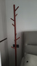 奔汉实木衣架落地衣帽架卧室家用挂衣架简易立式榉木挂衣杆室内挂包架 【松木覆膜】胡桃色三腿-8挂钩 实拍图
