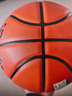 斯伯丁（SPALDING）篮球7号经典掌控系列比赛耐磨室内外通用七号成人篮球 76-875Y 实拍图
