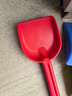 Hape(德国)儿童玩沙玩具沙滩挖沙挖土大铲红色玩雪工具圣诞礼物E4059 实拍图