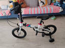 书比（sooibe）伸缩跨龄折叠儿童自行车3岁-16周岁男孩女孩折叠辅助轮学生车005 14寸【005珍珠白】辅轮可站人 实拍图