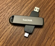 闪迪（SanDisk）2TB USB3.2 Type-C 双接口 DDE1高速固态U盘 读1000MB/s 写900MB/s 兼容手机电脑大容量金属优盘 实拍图