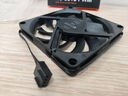 ID-COOLING（酷凛）8CM薄扇 无光机箱风扇 4PIN接口 PWM温控 适用ITX下压式电脑散热器改装风扇 NO-8010-PWM 实拍图