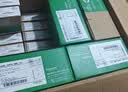 施耐德 四开双控开关面板 86型暗装墙壁电源开关插座面板 珍铂 丝绒白色 实拍图