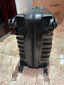新秀丽（Samsonite）经典贝壳拉杆箱男女超轻盈旅行行李箱升级版 黑色 CS2 28英寸 实拍图